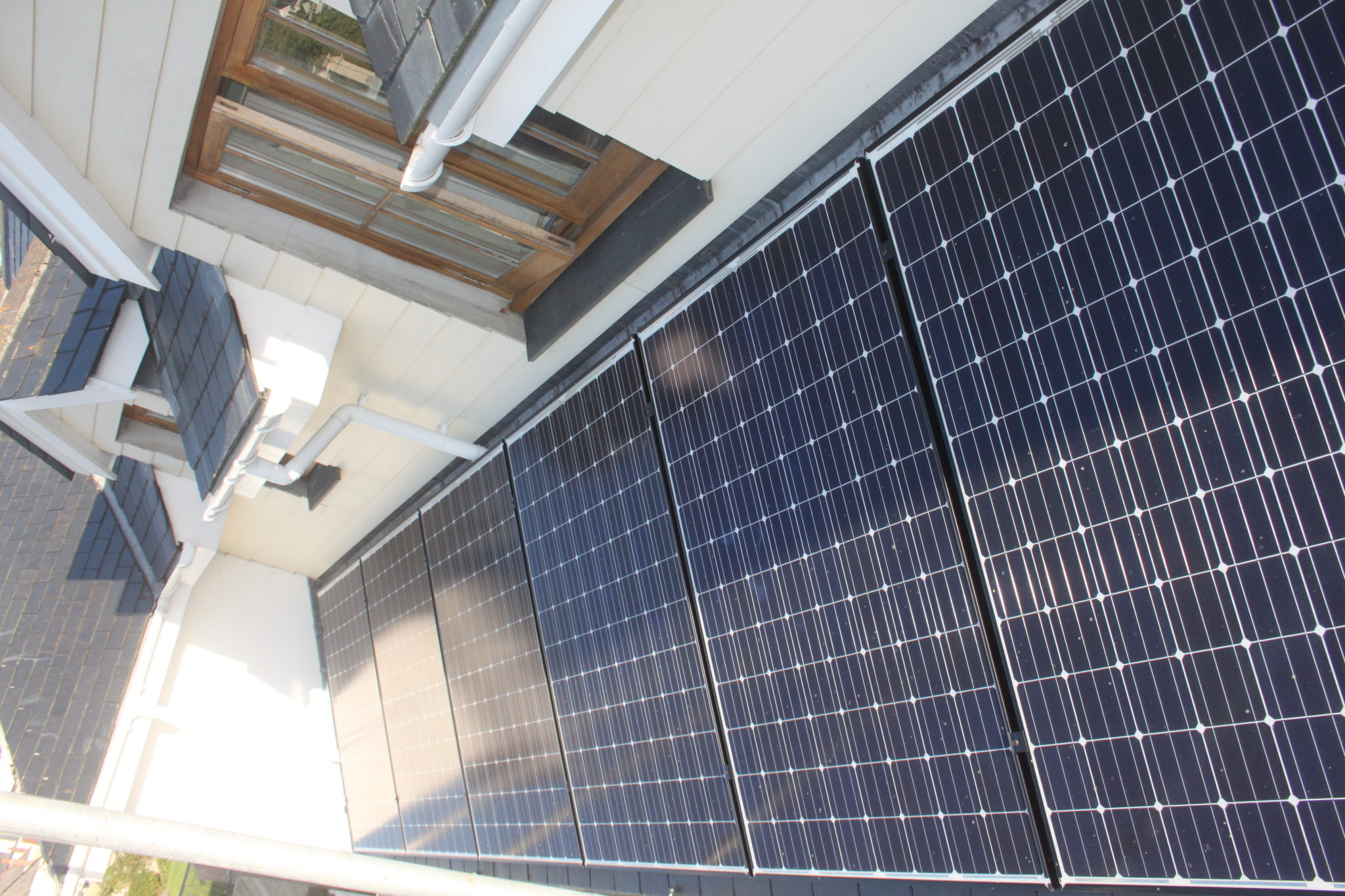 1.98kW Panasonic domestic solar PV array